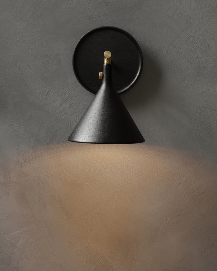 Cast Sconce Wall Lamp