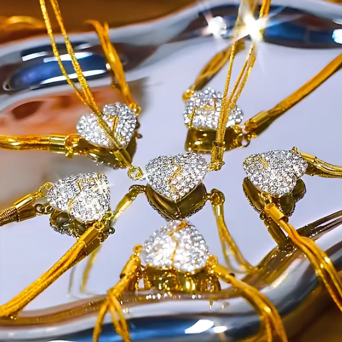 MJ04928 Gold Heart Necklace