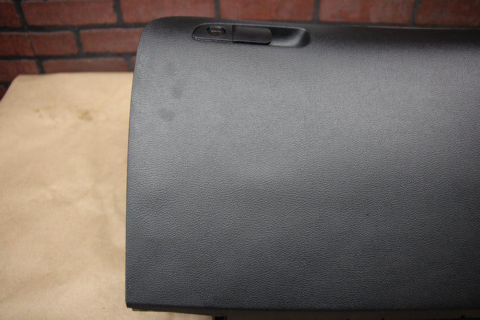 15-23 DODGE CHALLENGER CHARGER HELLCAT FRONT RIGHT LOWER DASHBOARD GLOVE BOX OEM