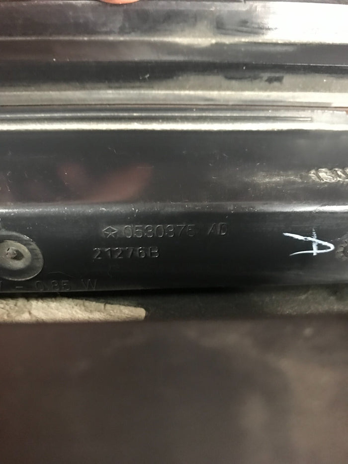 2007 2008 2009 2010 2011 2012 Dodge Caliber Third Brake Light Assembly 0530375AD