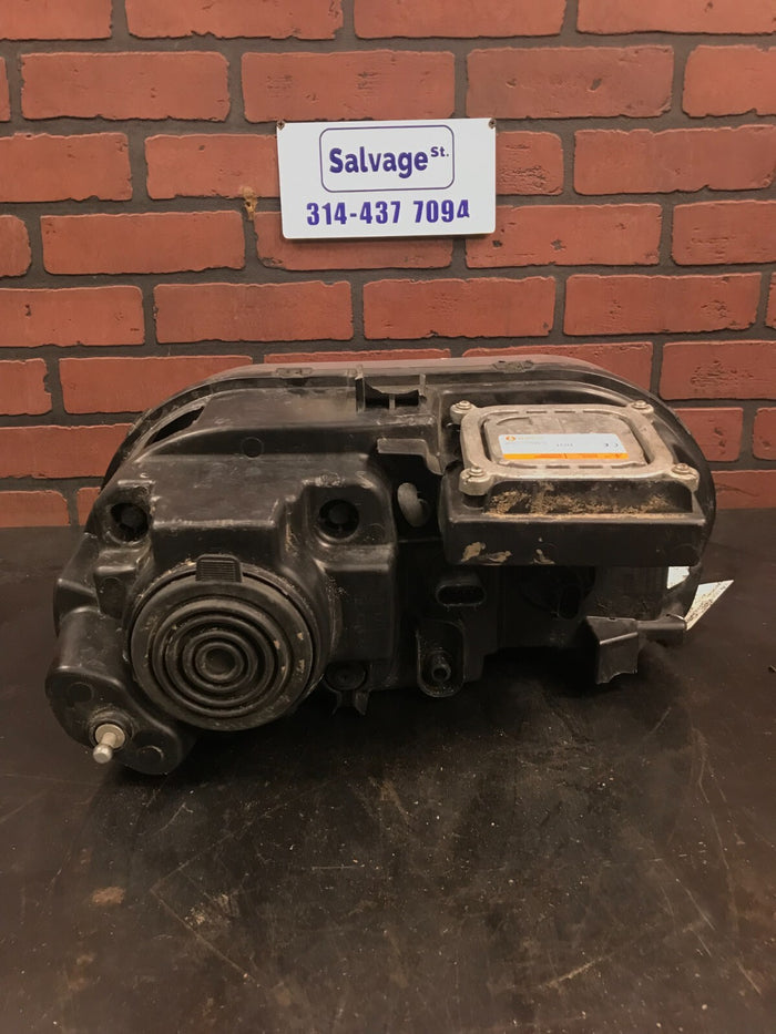 2008-2014 Challenger SRT8 Right Side Passenger Headlight OEM XENON HID Ballast