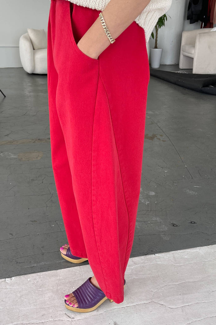 Arc Pants in Crayon Red