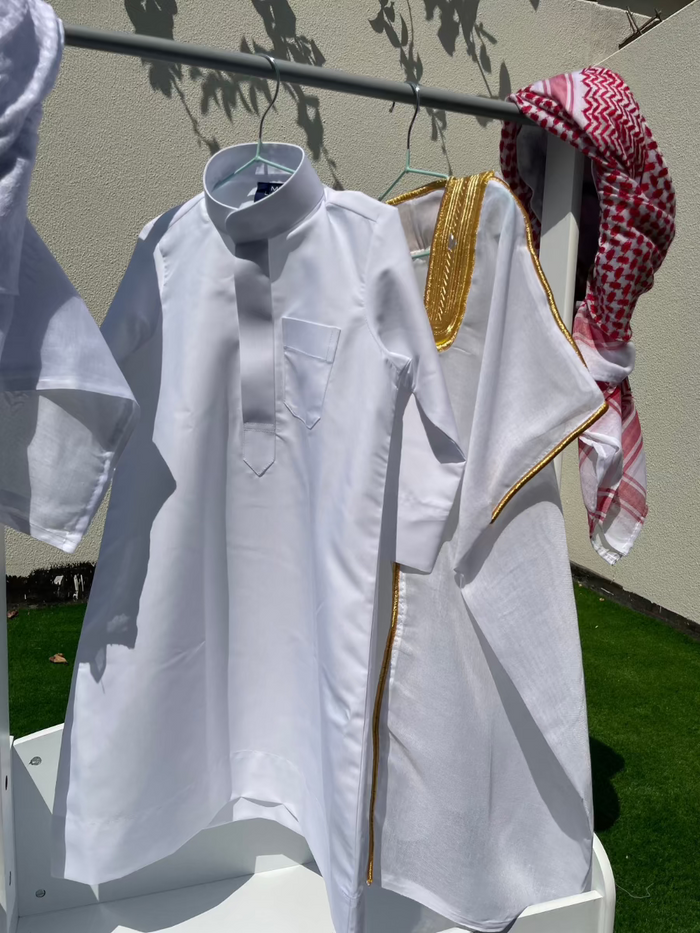 Deluxe Baby Boy Thobe Gift Set | White Bisht 0-12 Months - 4 Items