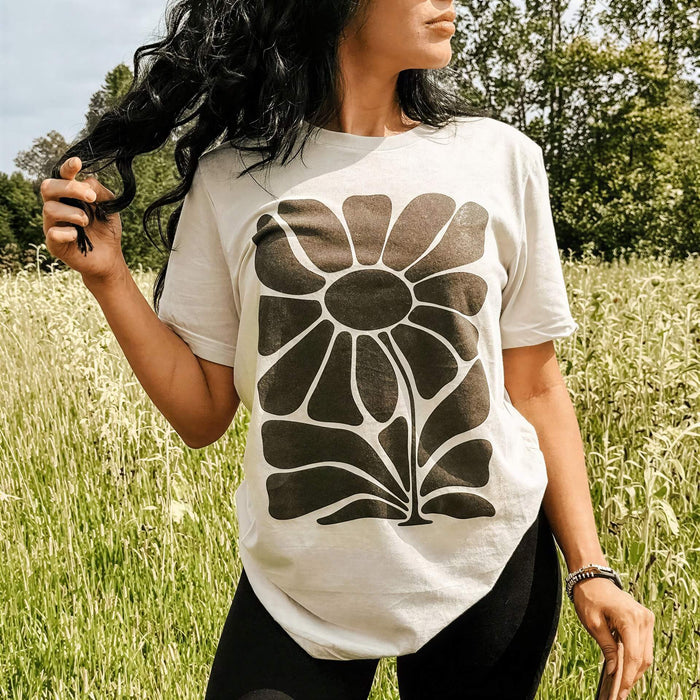 Black Retro Flower Tee - Mommy Apparel