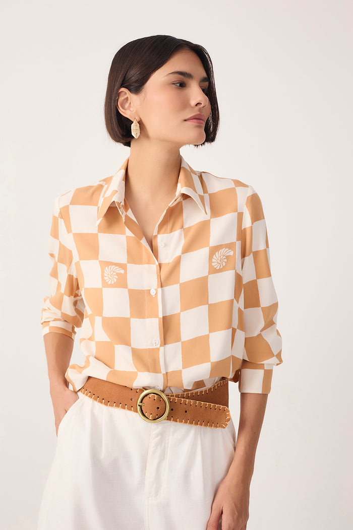 Brown Conchas Buttoned Shirt_2