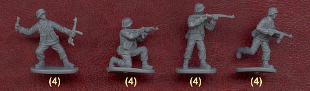 Caesar Miniatures 1/72 WWII German Panzergrenadiers II - Combat Miniatures