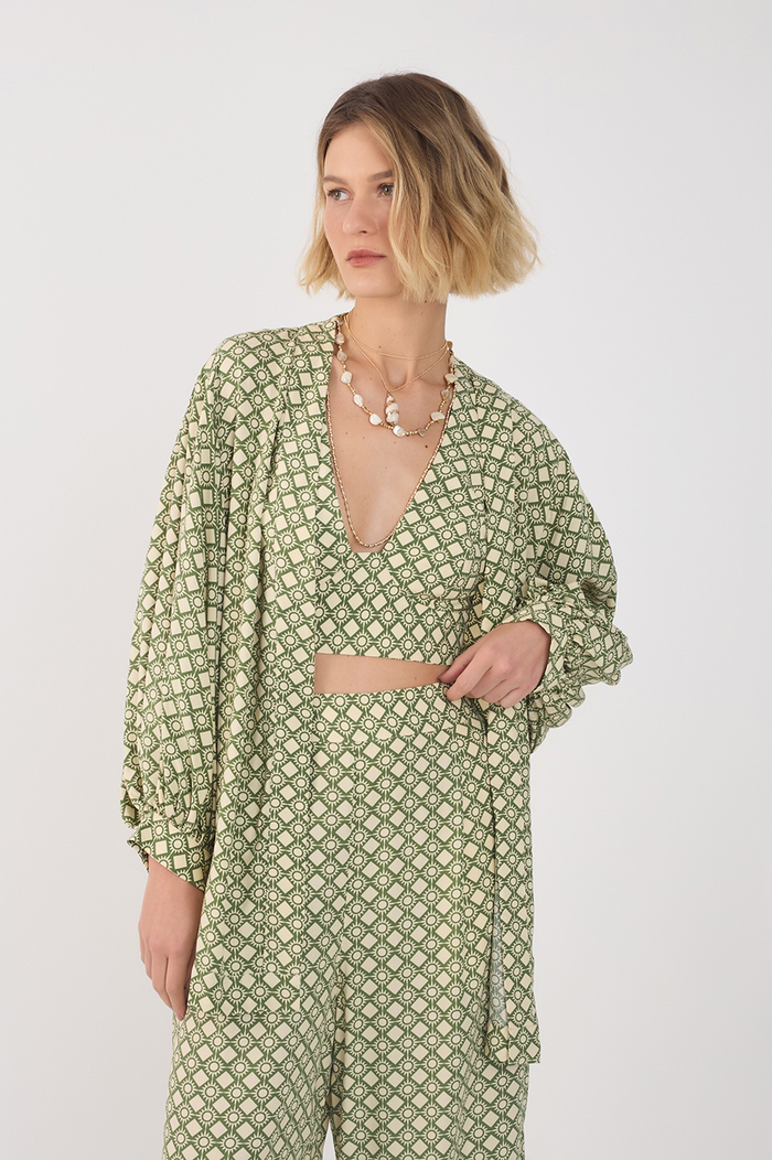 Green Amanhecer V Neck Sleeveless Top_2
