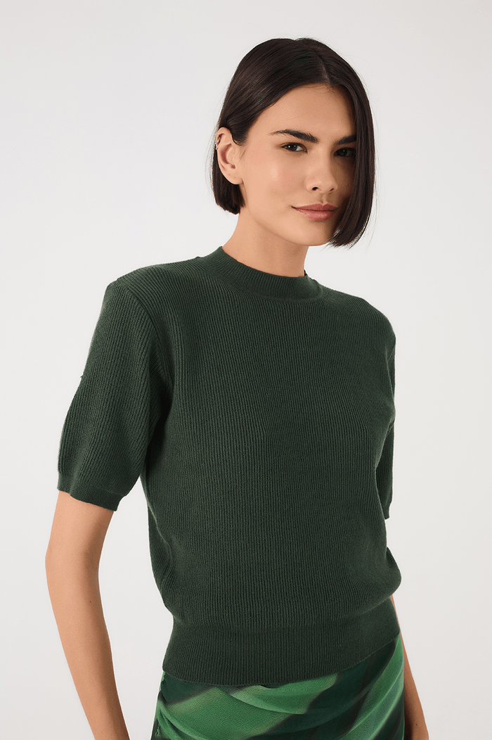 Green Short Sleeve Crew Neck Tricot Blouse_4