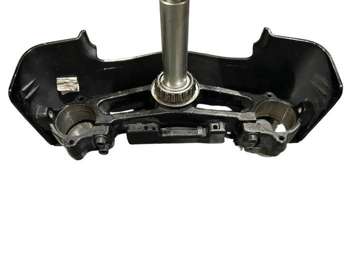 Harley Davidson OEM 15-23 Touring Lower Triple Tree 45900091A