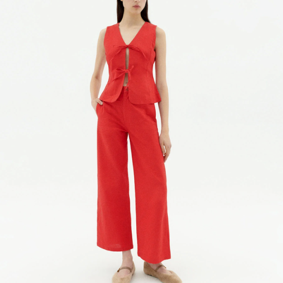 Karina Pants in Fiery Red