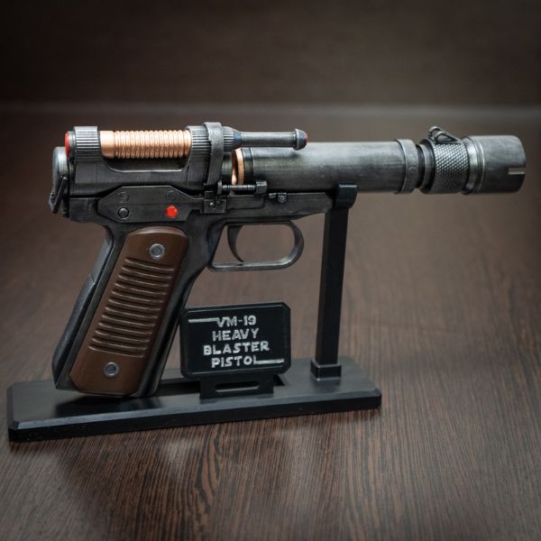 Kay Vess blaster prop replica 1:1 scale VM-19 heavy blaster