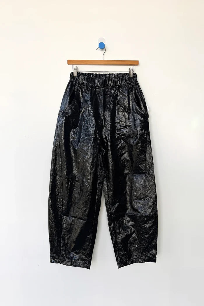 Liquid Nylon Arc Pants in Lacquer Black