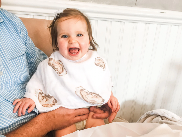 Little Hometown 2-in-1 Burp Cloth & Bib: Blue Crab