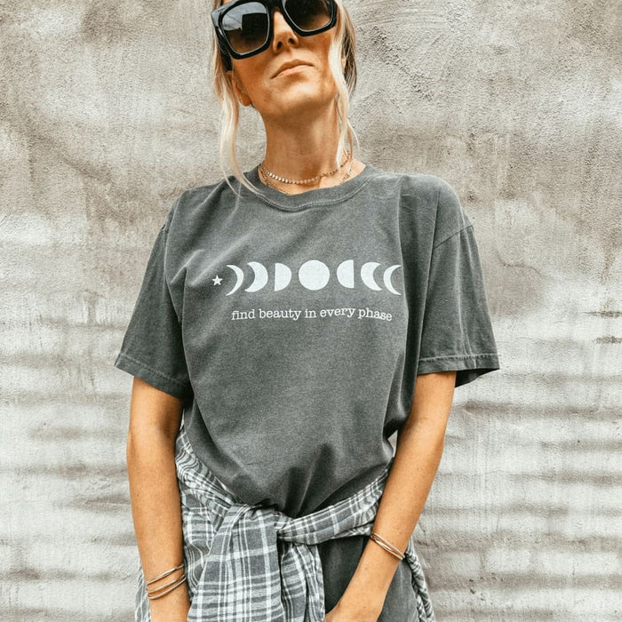 Moon Phase Tee - Pepper - Mommy Apparel
