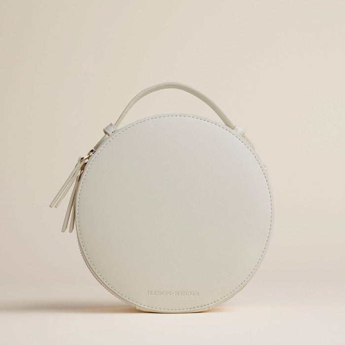 Nomad Round Travel Case-Ecru Cream
