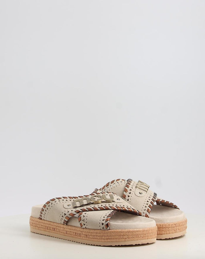CRISS CROSS SANDAL METSTITCH