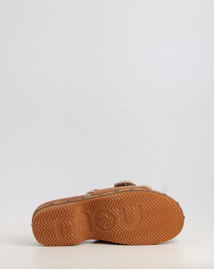 LOW HEEL WOOD CLOG WITH BUCKLE