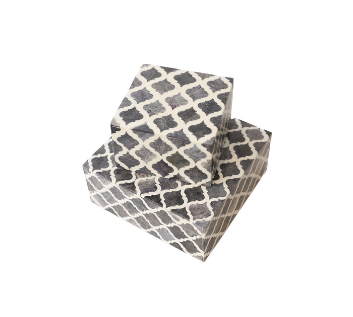 SERIES 23 - CHARCOAL CLOVER