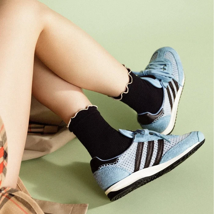 Thermal Ruffle Sporty Crew