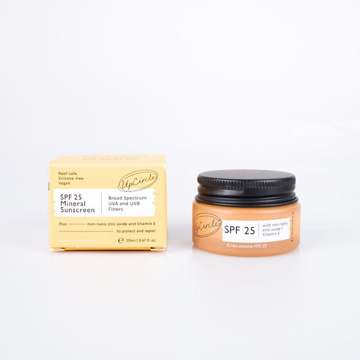 UpCircle SPF 25 Mineral Sunscreen Travel Size 30ml &Keep